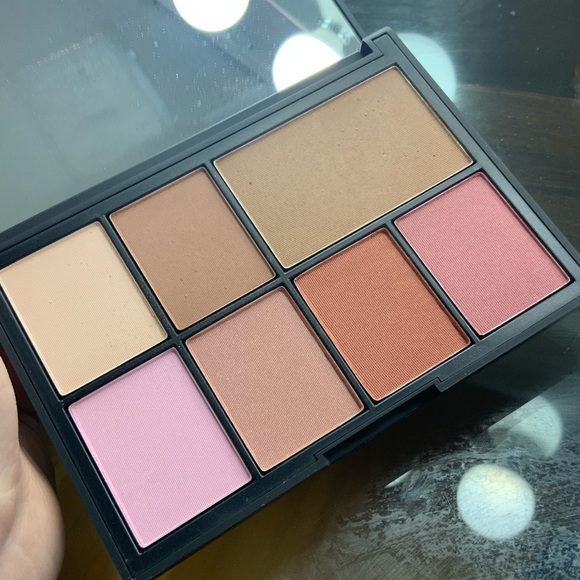 NARS Cheek Studio Face Palette - Picture 3 of 4